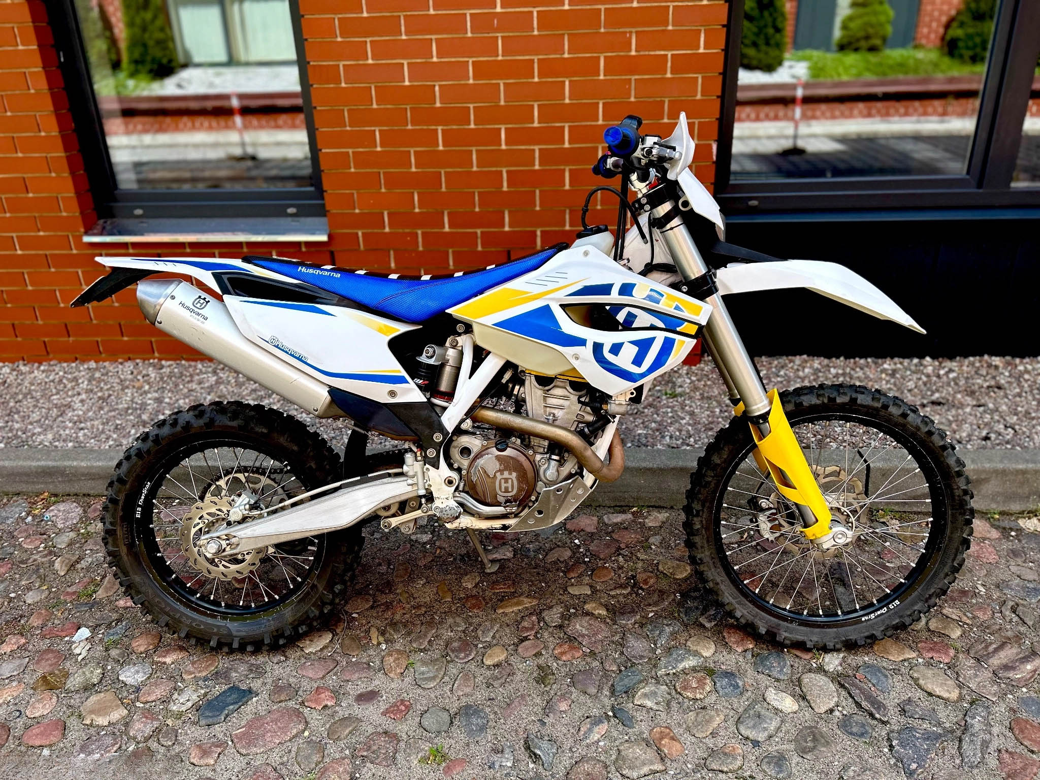 Мотоцикл эндуро Husqvarna FE 250cc белый 2014 — фото 1