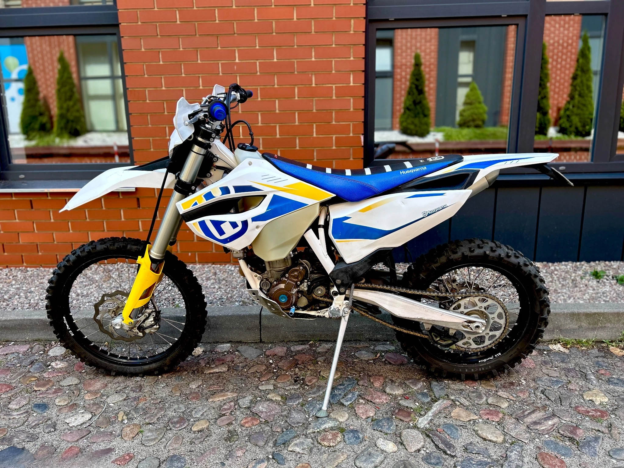 Мотоцикл эндуро Husqvarna FE 250cc белый 2014 — фото 5