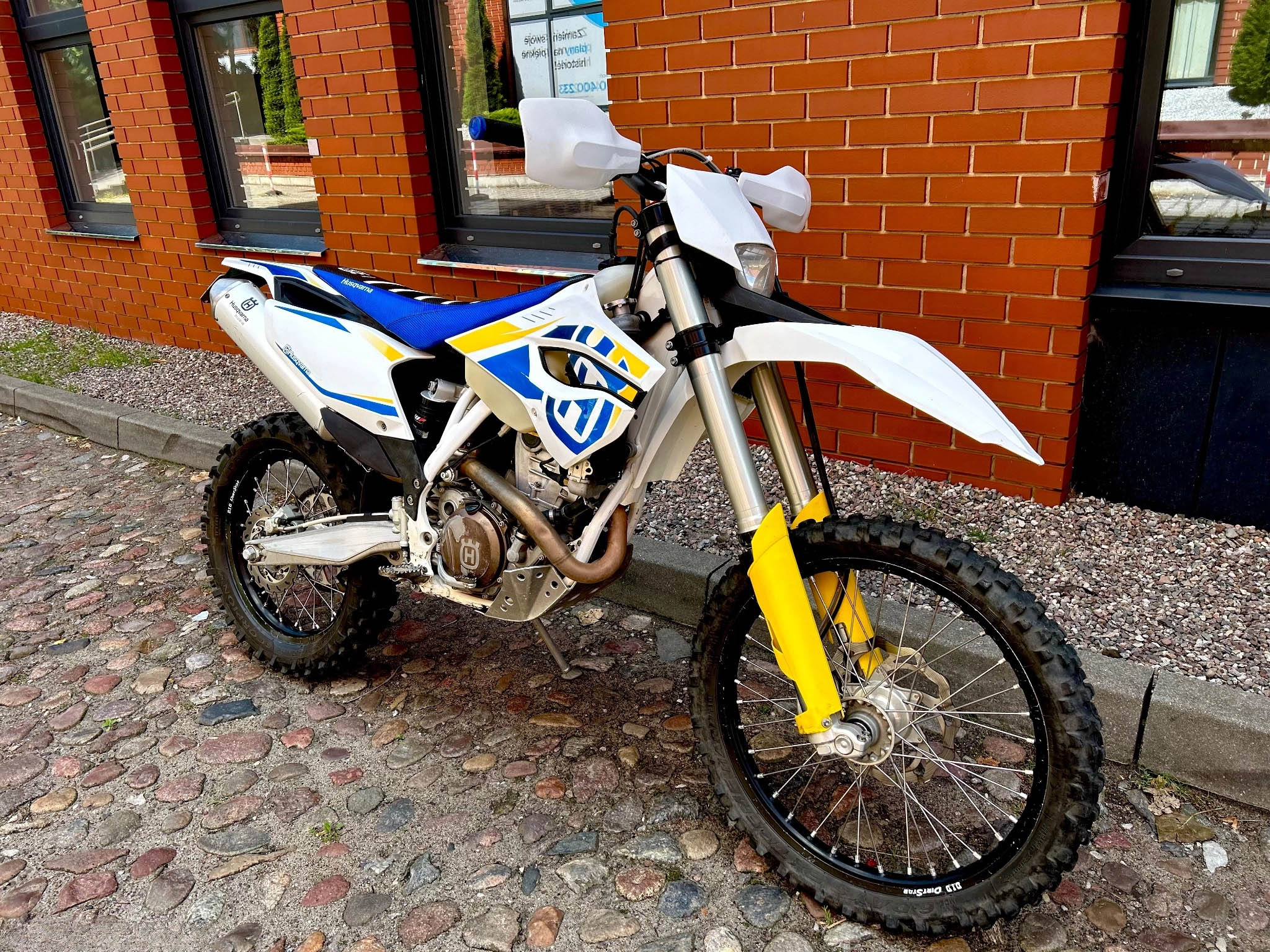 Мотоцикл эндуро Husqvarna FE 250cc белый 2014 — фото 6