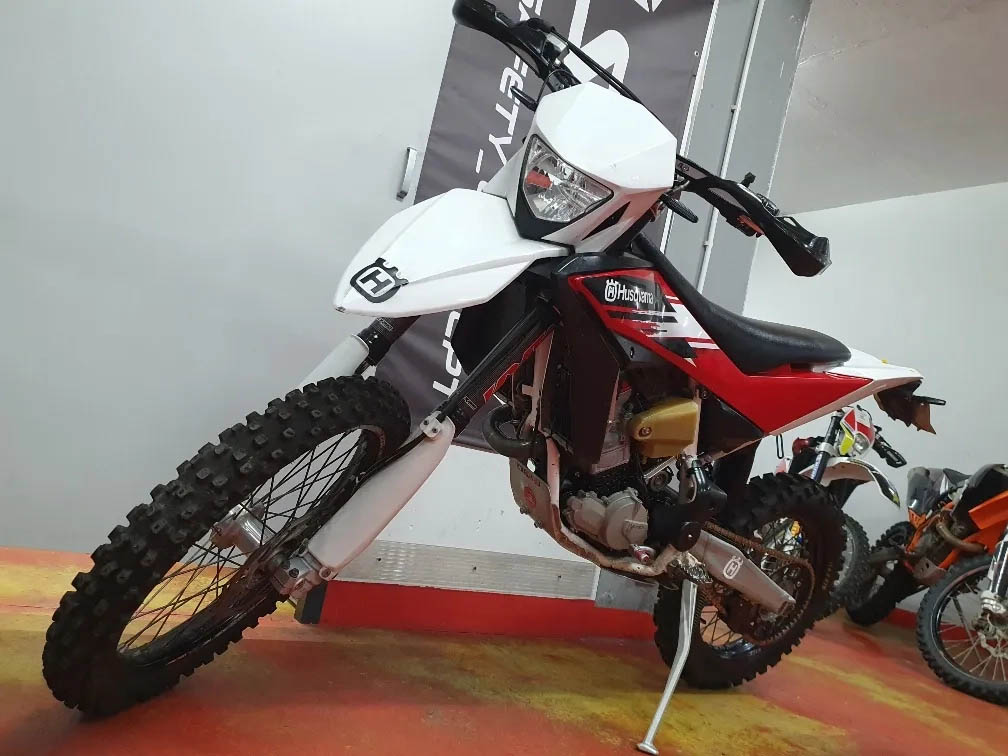 Мотоцикл эндуро Husqvarna TE 449cc — фото 6